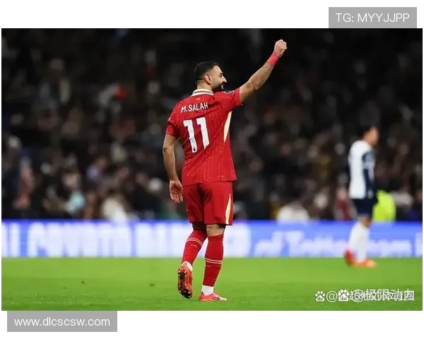 西甲联赛激战正酣 巴萨皇马迎接各自挑战 谁能笑到最后