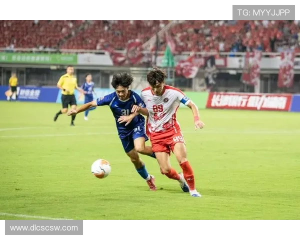 长沙队打破湘超联赛首球历史新篇章 激战中彰显团队协作与实力