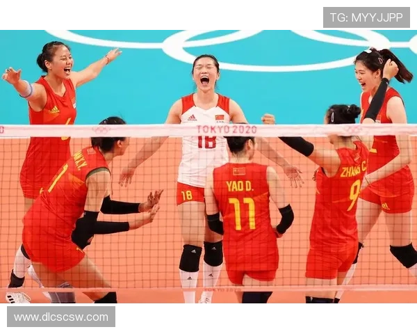 中国女排3-0完胜意大利晋级世界杯决赛 李盈莹表现抢眼带领全队取胜