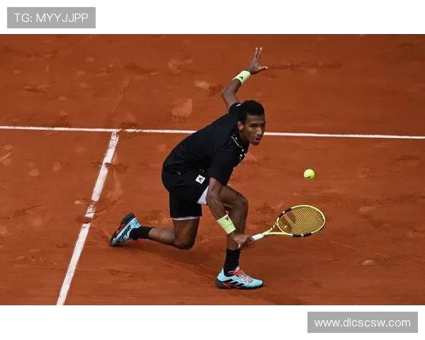 巴黎网球公开赛决赛：纳达尔将对决特西姆