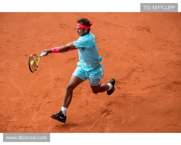 网球大师赛：纳达尔复出首战胜利，击败新星晋级八强