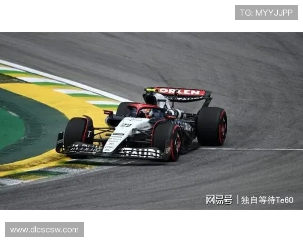 F1赛季激烈角逐：红牛车队独占鳌头 法拉利与梅赛德斯挑战升温