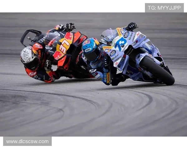 摩托GP赛季最新动态：顶级车手争夺激烈 新技术与赛事规则革新引关注