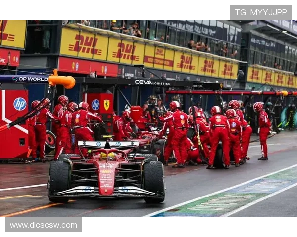 F1新赛季揭幕在即车队格局生变冠军争夺悬念升级技术规则博弈加剧 F1新赛季揭幕在即车队格局生变冠军争夺悬念升级技术规则博弈加剧